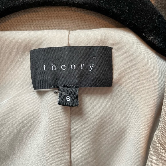 Theory Gabe Urban Blazer in Neutral Size 6 - Picture 5 of 5